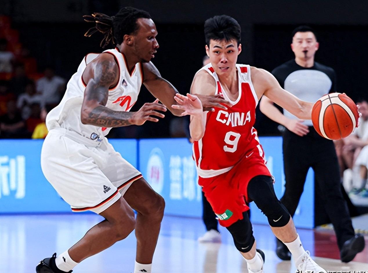 美记：只要詹姆斯确定下家，布朗尼也会被交易或者裁员